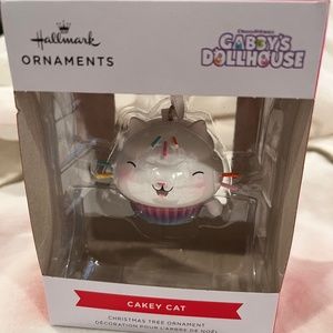 NIB Hallmark Ornament Gabby’s Clubhouse Cakey Cat